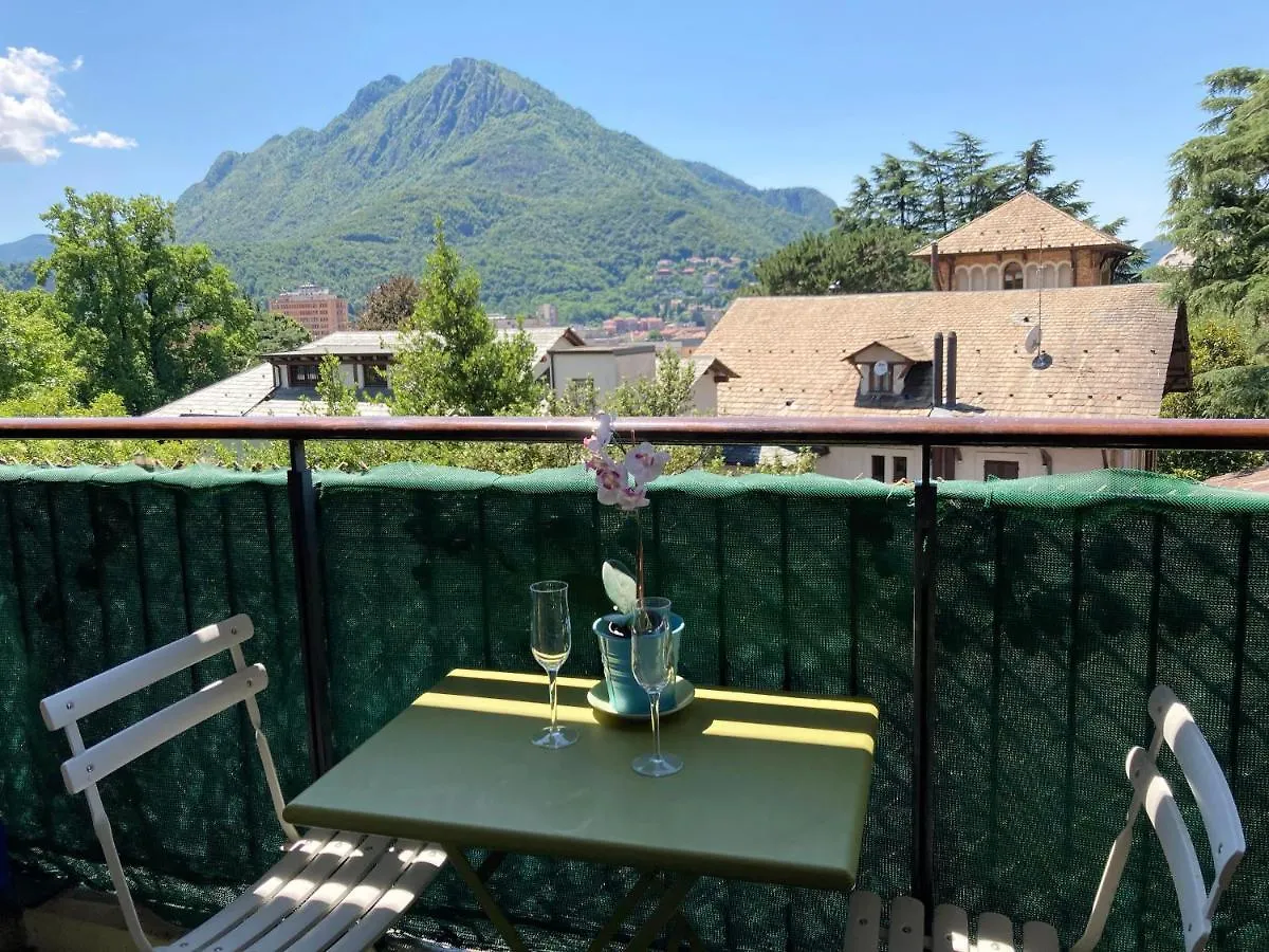 Spacious Bright Apartment Near City Center And Como Lake With Air Conditioning Lecco