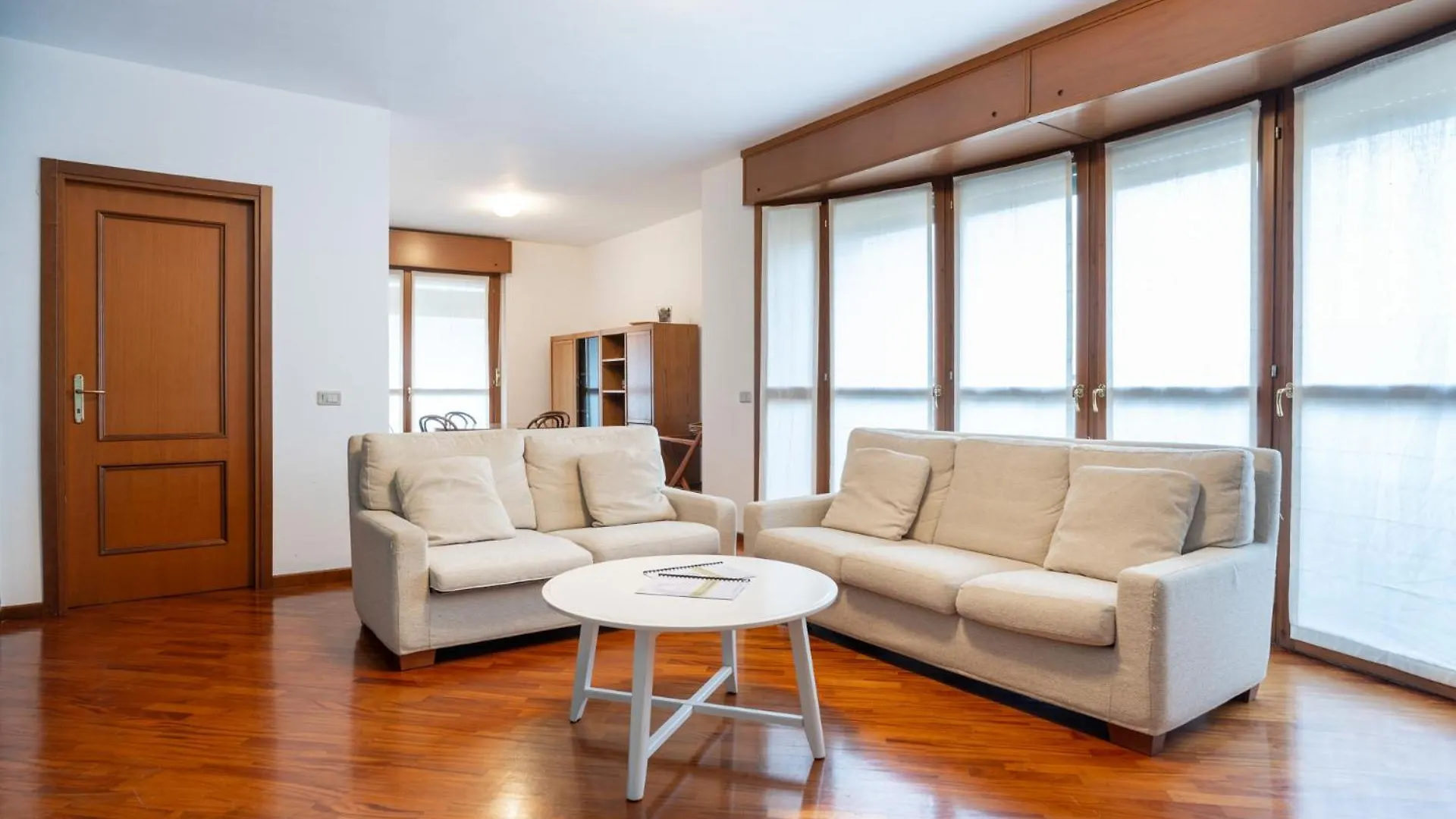 לקו Spacious Bright Apartment Near City Center And Como Lake With Air Conditioning 0*,  איטליה